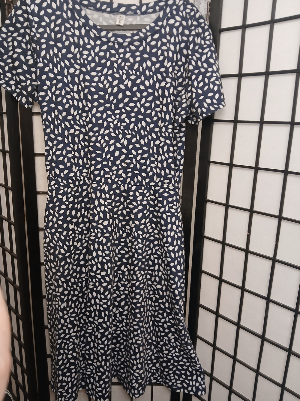 Navy Leaf-Print Short Sleeve Midi Dress